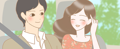 一緒に食事をしている女性