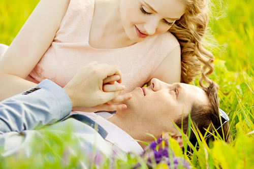 彼と会いたい理想頻度で分かる！あなたは恋愛モード？