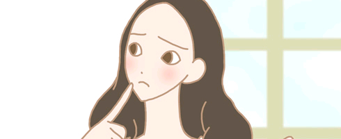 バストの高さを気にするで悩んでいる下着姿の女性