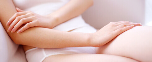 意識してなかったけどスソワキガかもしれない!においの原因って?どうやって対策するの?